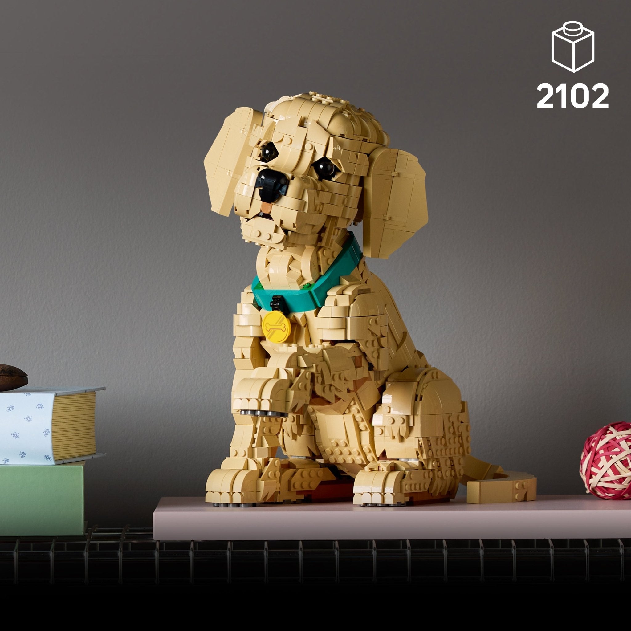 LEGO® Icons Golden Retriever Puppy - Building Set 11384 - Image 2