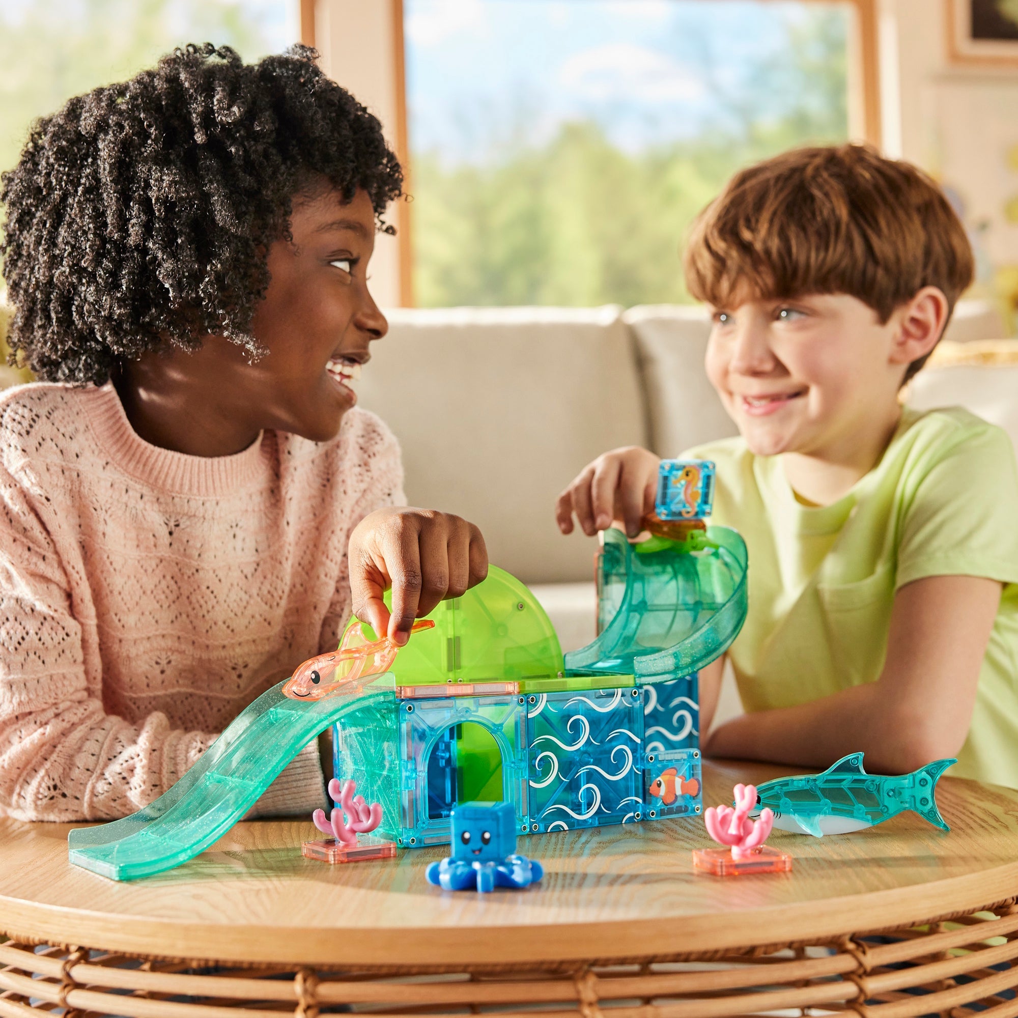 The Original MAGNA-TILES® Coral Reef 25-Piece - Image 4