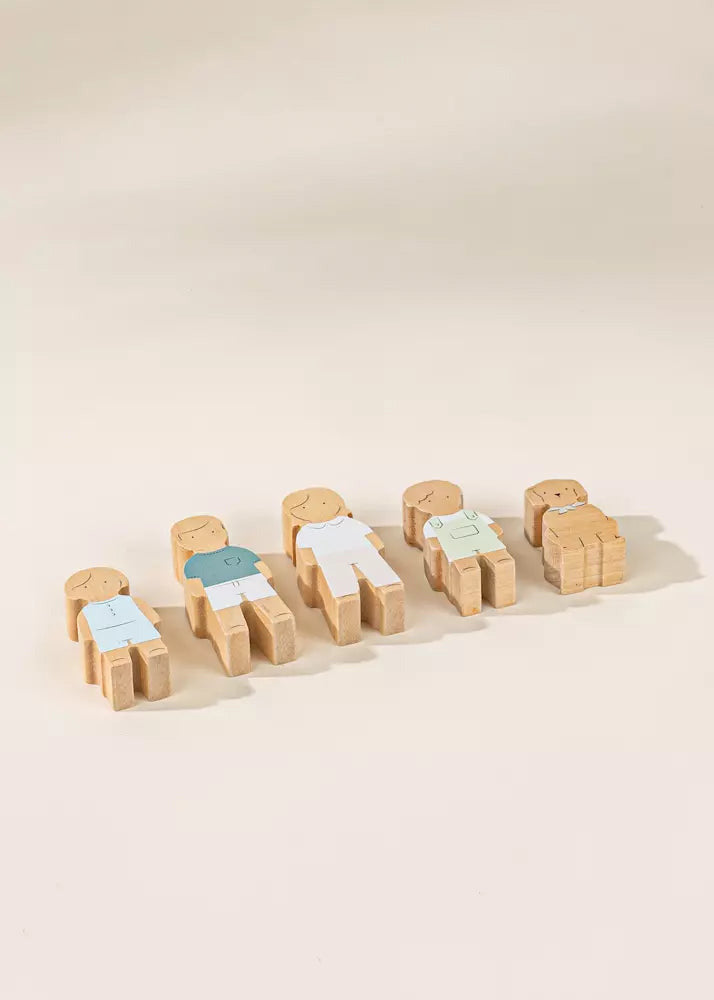 Coco Village Set of 5 Family Wooden Dollhouse characters - Image 18