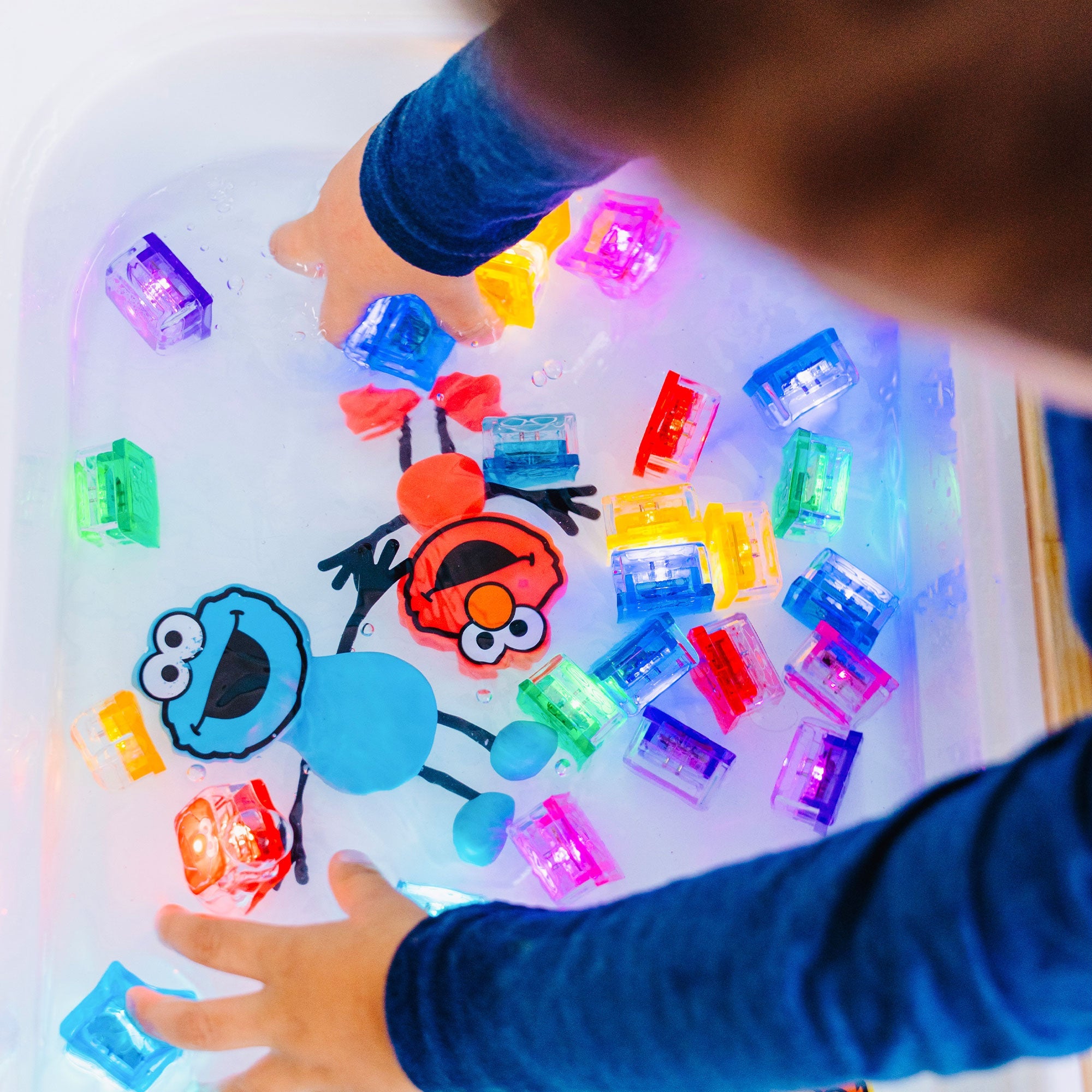 Glo Pals - Cookie Monster ENGLISH ONLY - Image 10