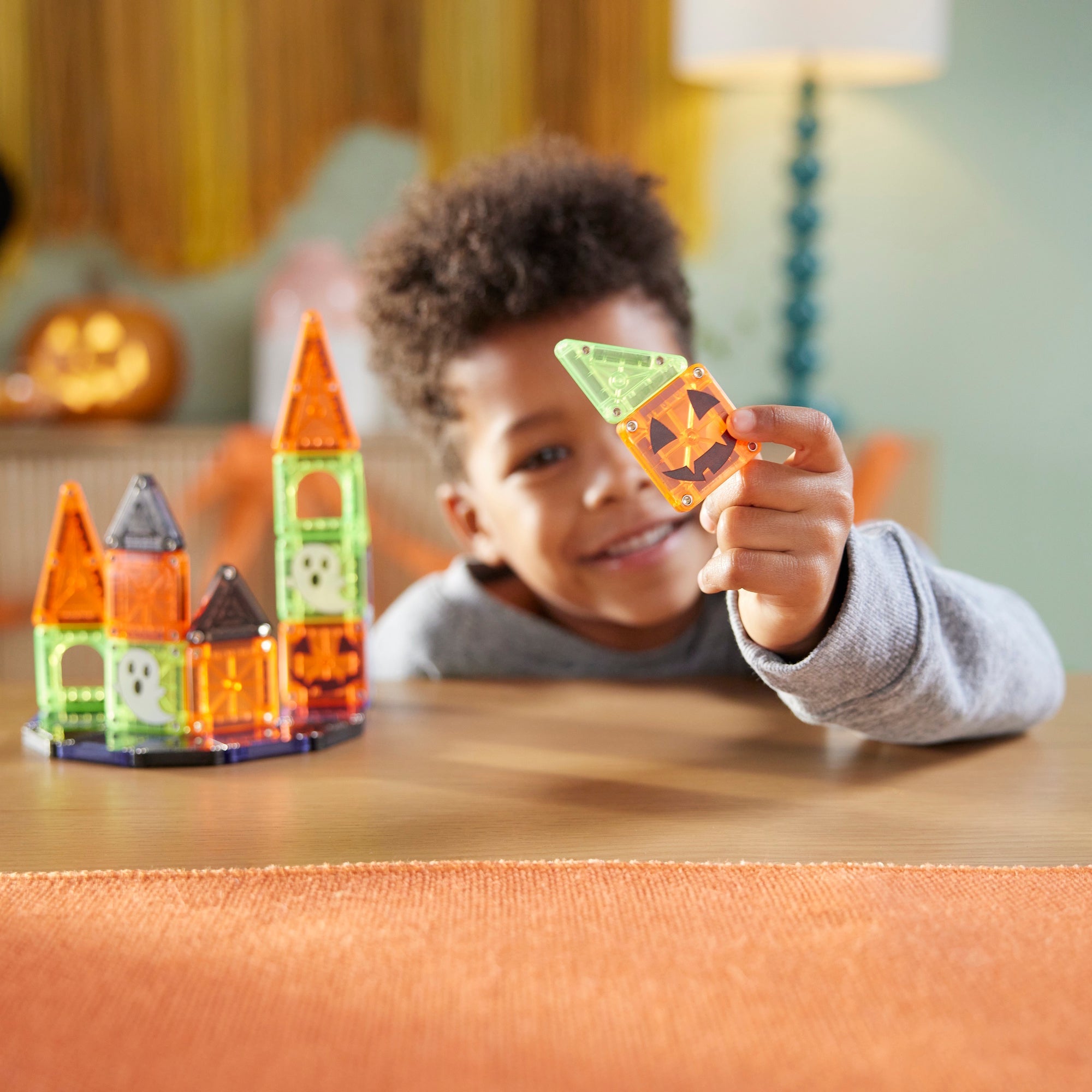 The Original MAGNA-TILES® microMAGS Spooky Travel Set 24-Piece - Image 6