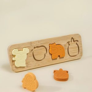Coco Village Silicone Puzzle on Wooden Plate - Jungle