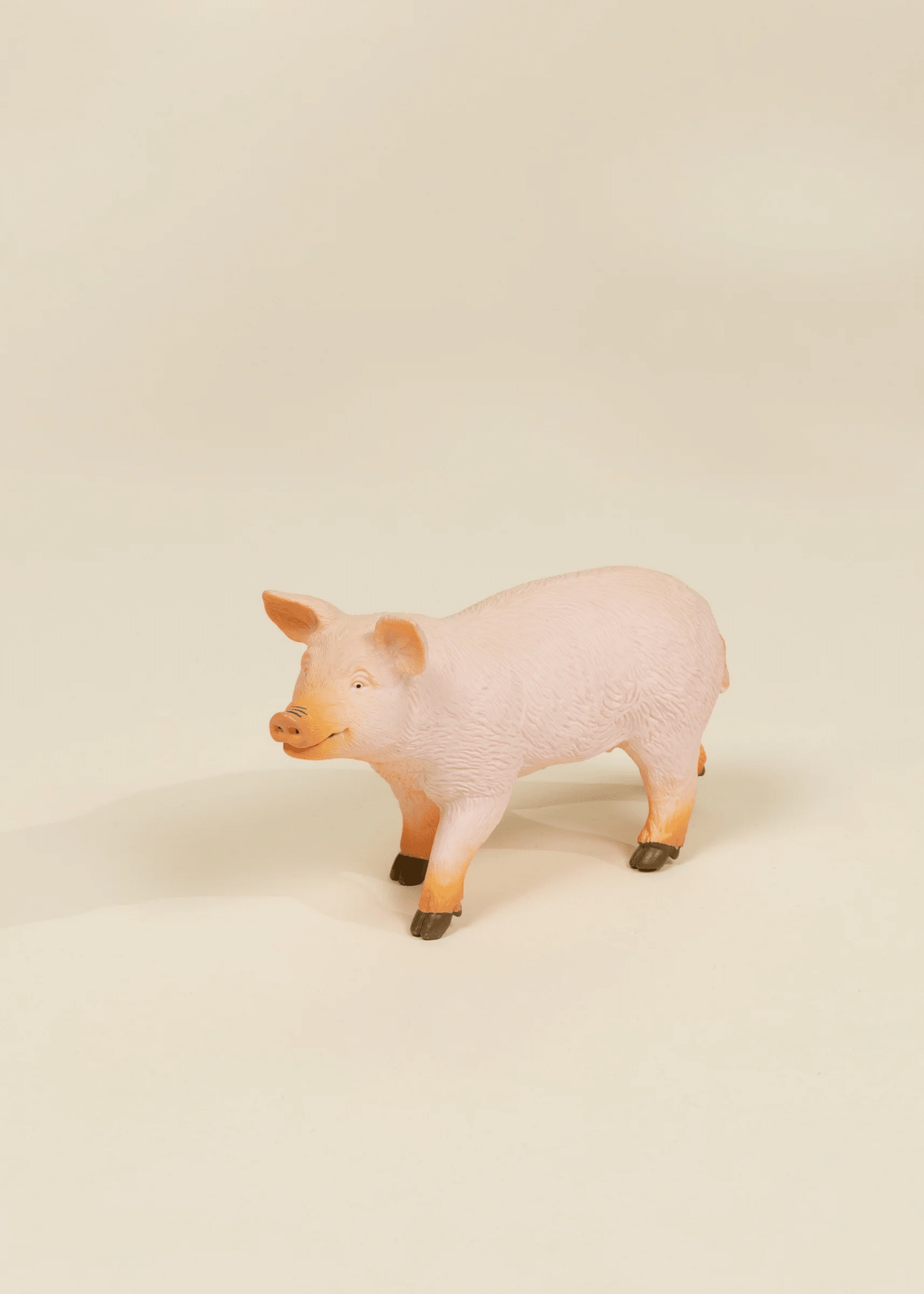 Coco Village Large Farm Animal Play Figurine – Pig