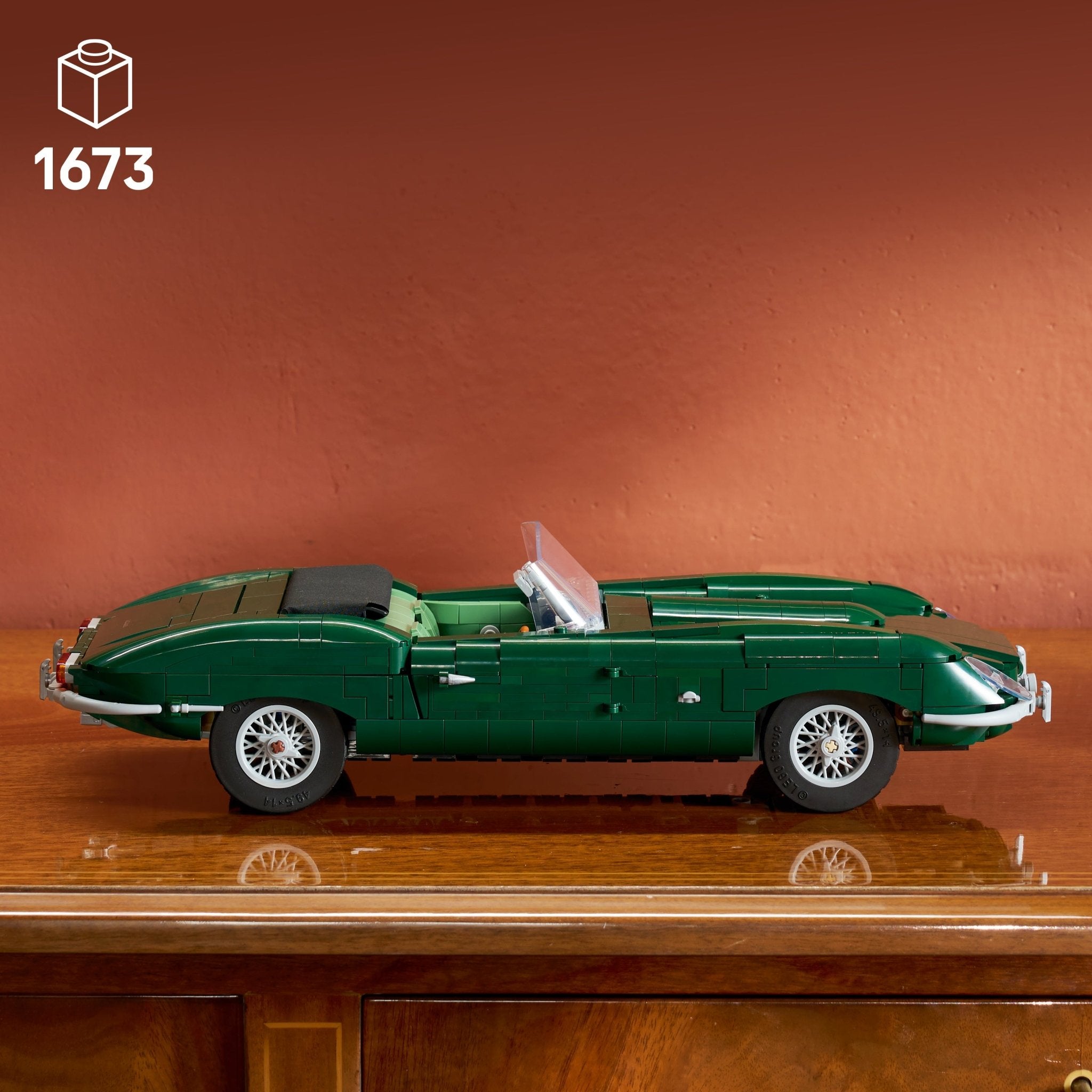 LEGO® Icons Jaguar E-Type Building Set 11381 - Image 2