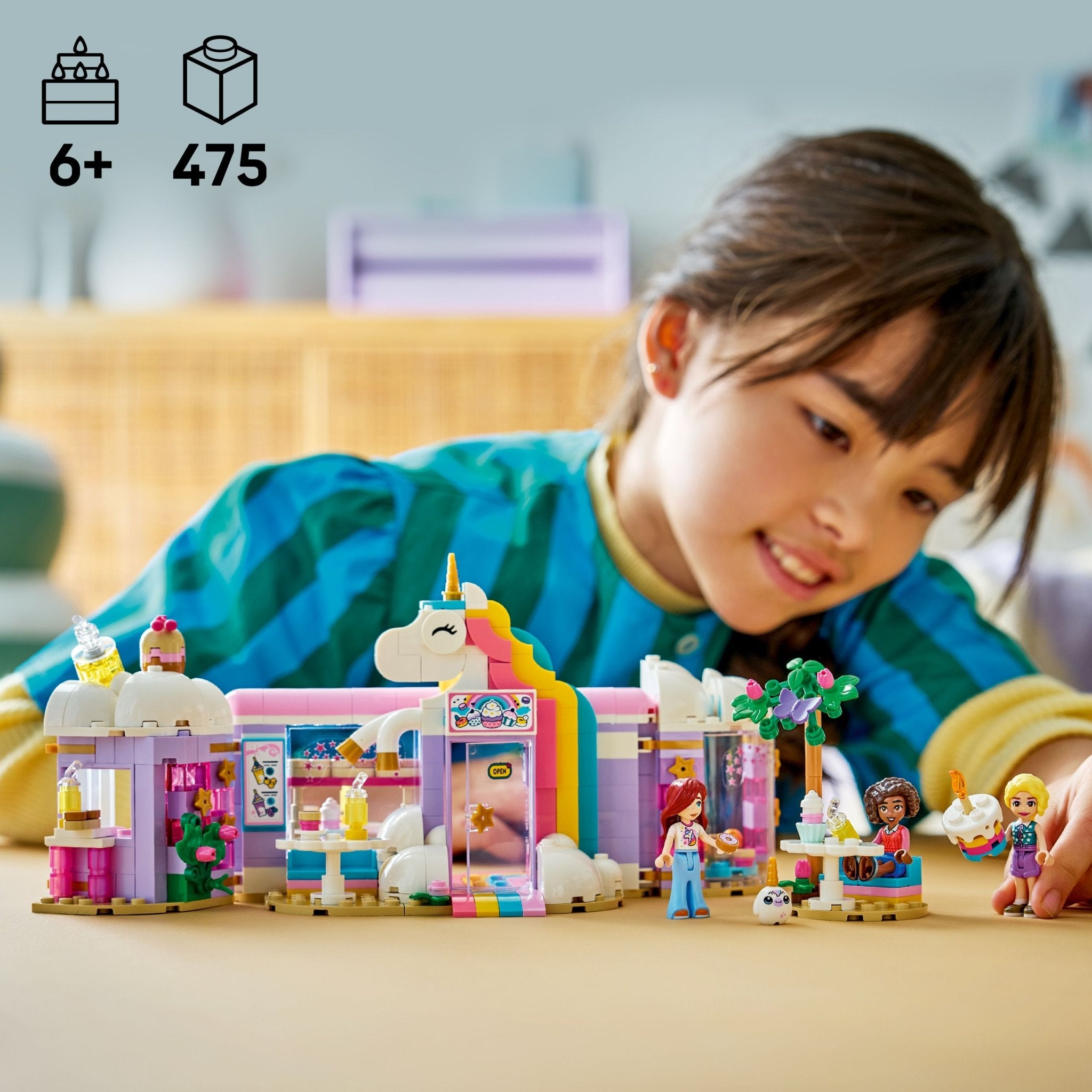 LEGO® Friends LEGO® Unicorn Dream Café 42684 - Image 2