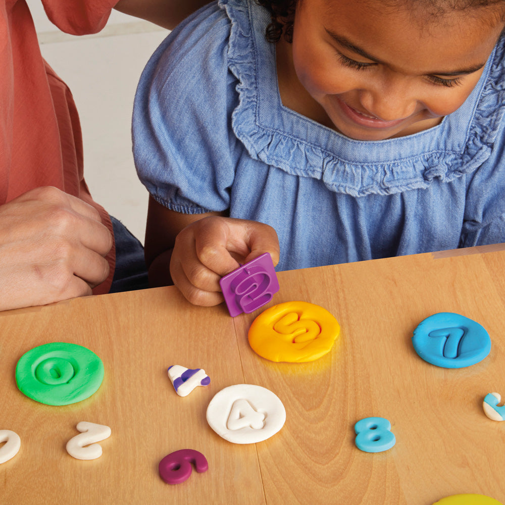 Play-Doh Numbers and Shapes Playset - Image 6