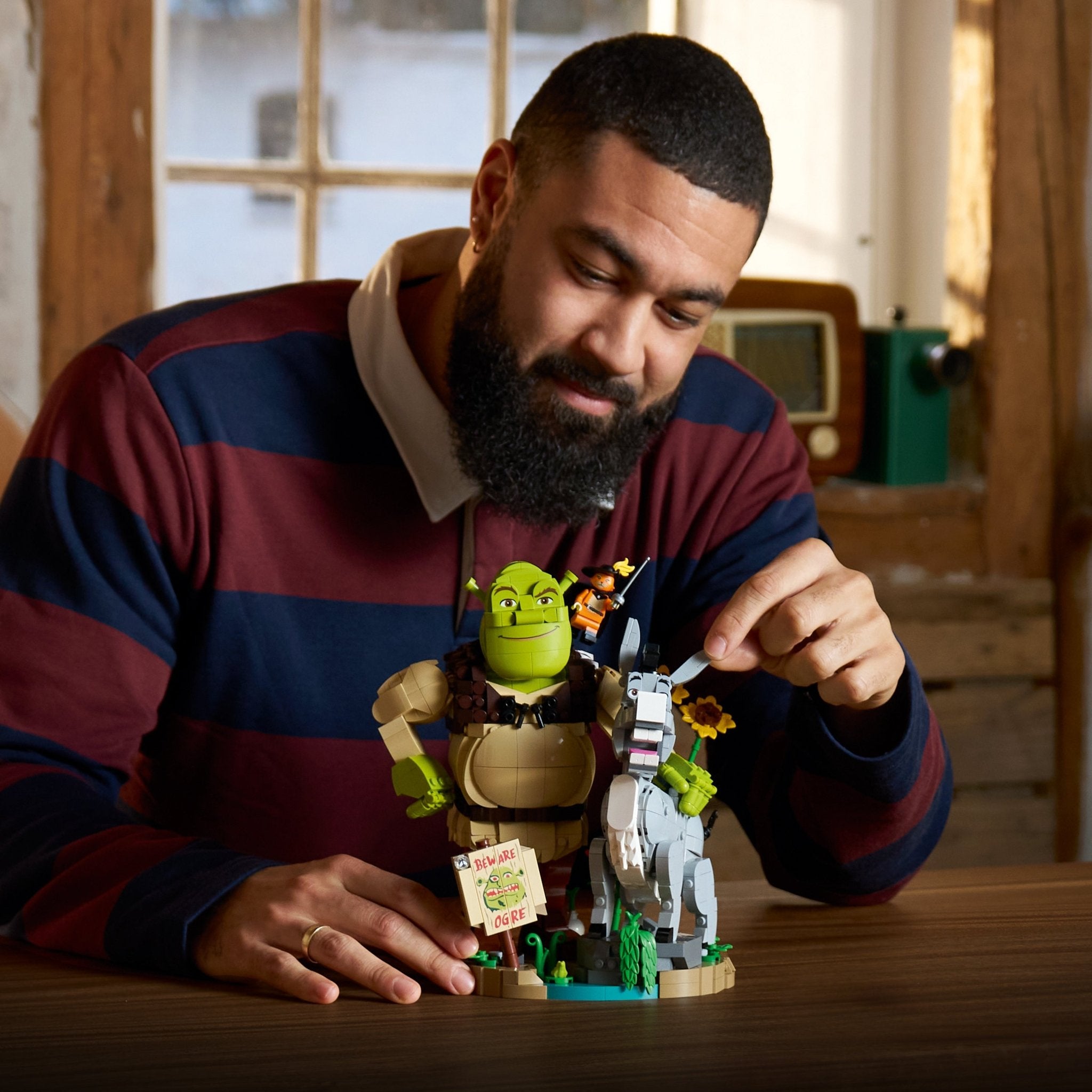 LEGO® Shrek: Shrek, Donkey & Puss in Boots 72423 - Image 3