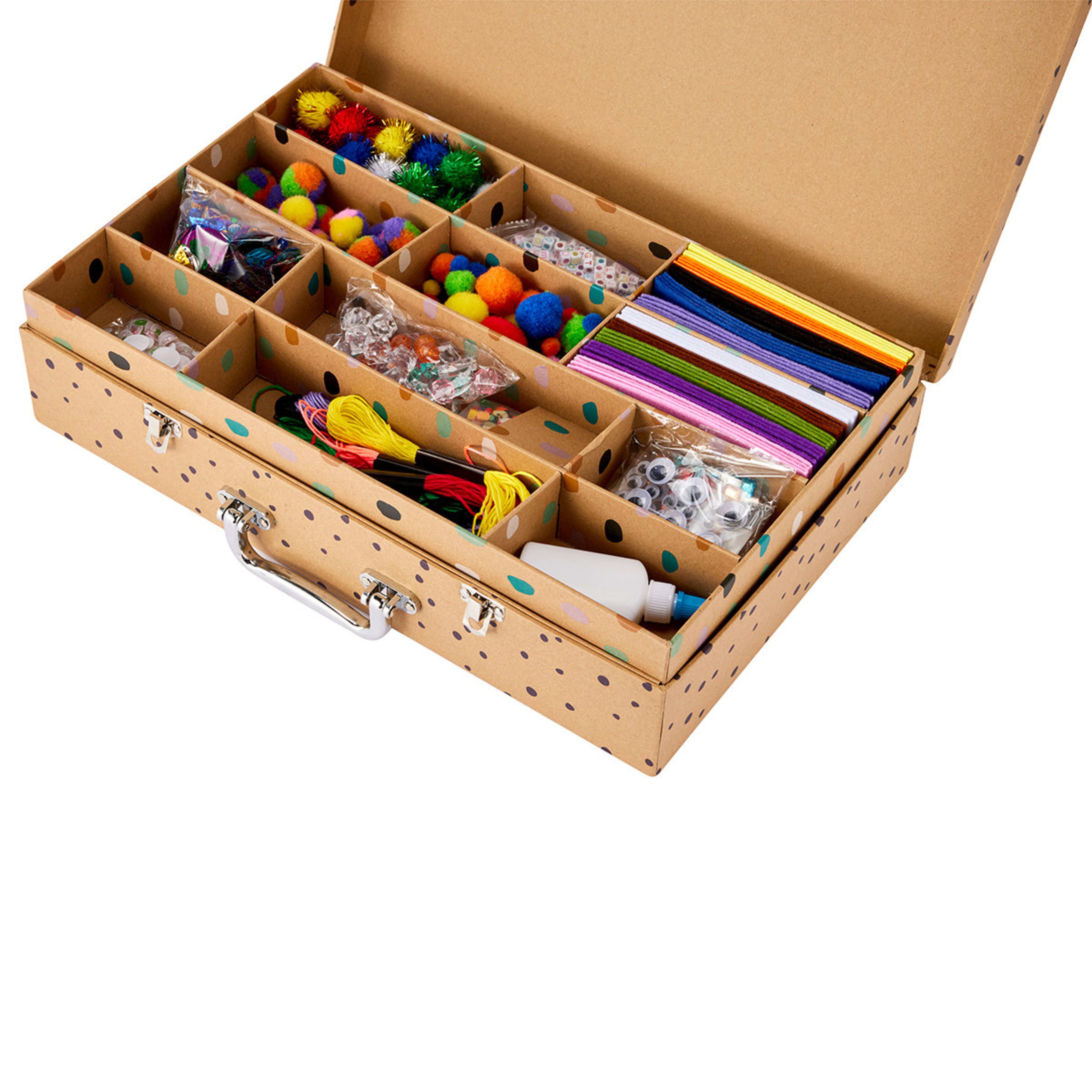 Made By Mastermind Toys MMT Mega Accessory Kit - Image 5