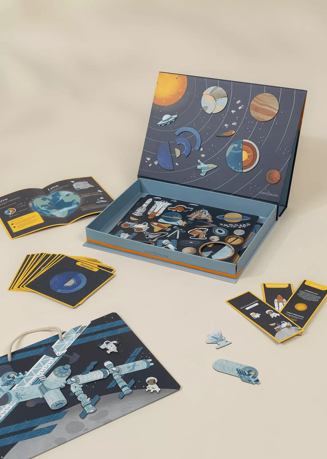 Coco Village Interactive & Magnetic Encyclopedia – Space Discovery (English Version) - Image 4