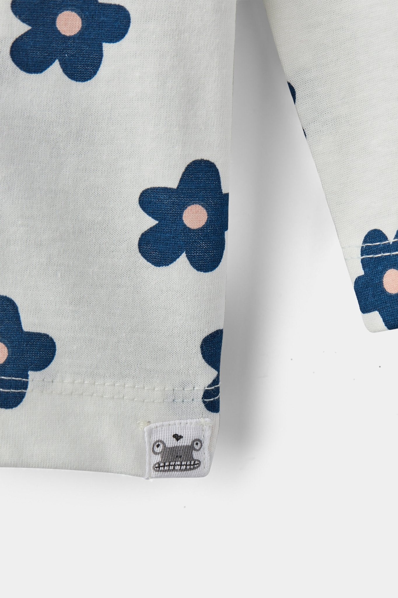 rise little earthling LS Crew Neck TGDKT00 - Ashley Blue Dots / 12-18m - Image 6