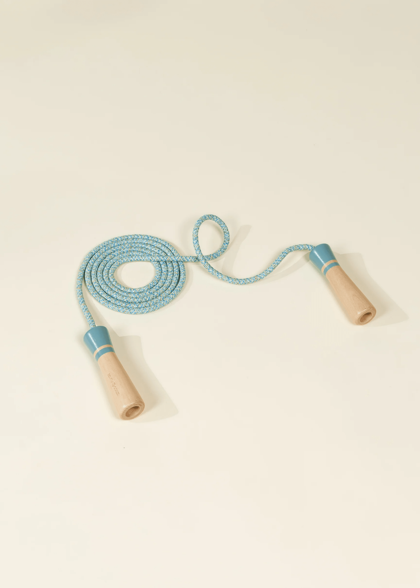 Coco Village Extra-Long Wooden Handle Skipping Rope – Ocean Twist - Image 3