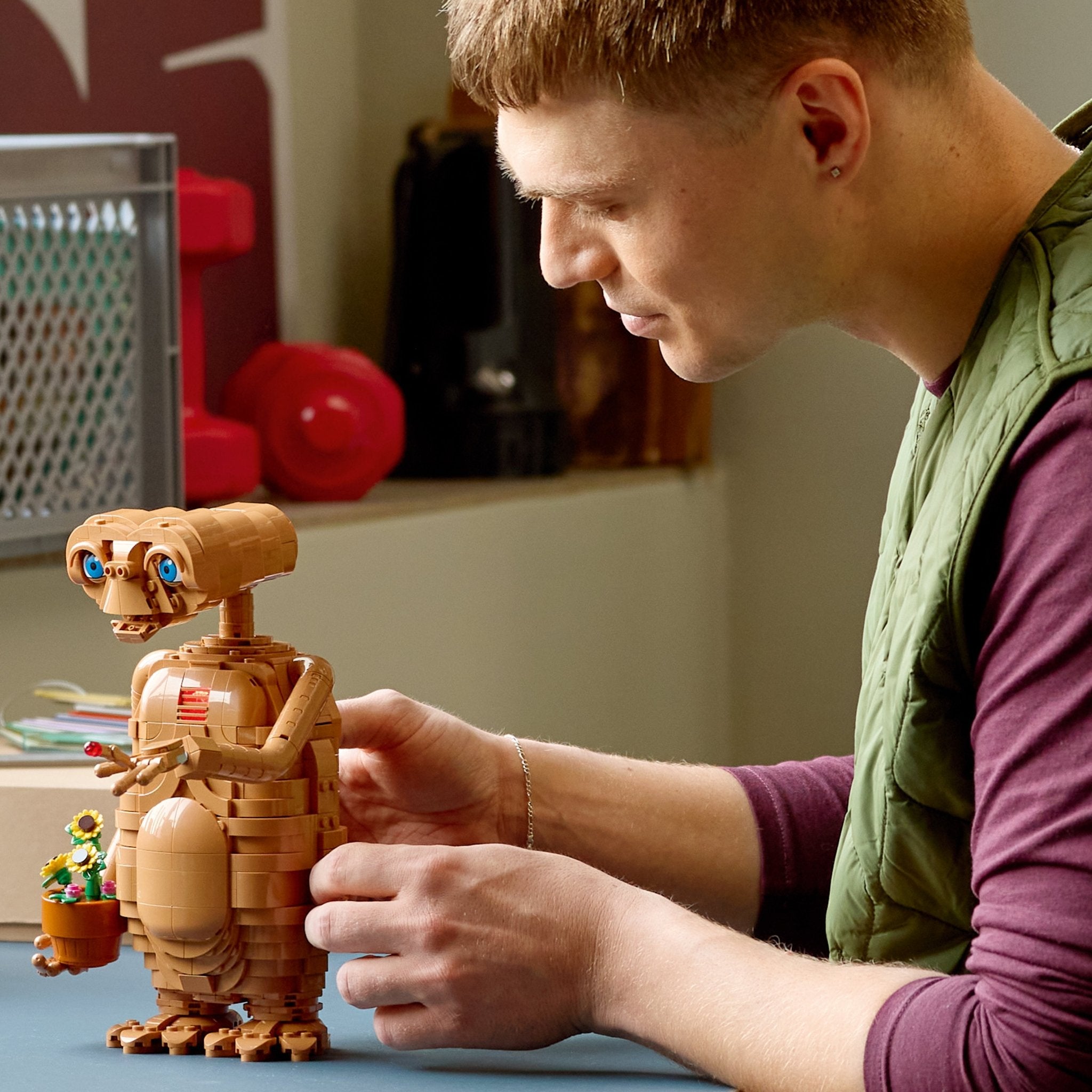 LEGO® Ideas E.T. the Extra-Terrestrial 21370 - Image 3