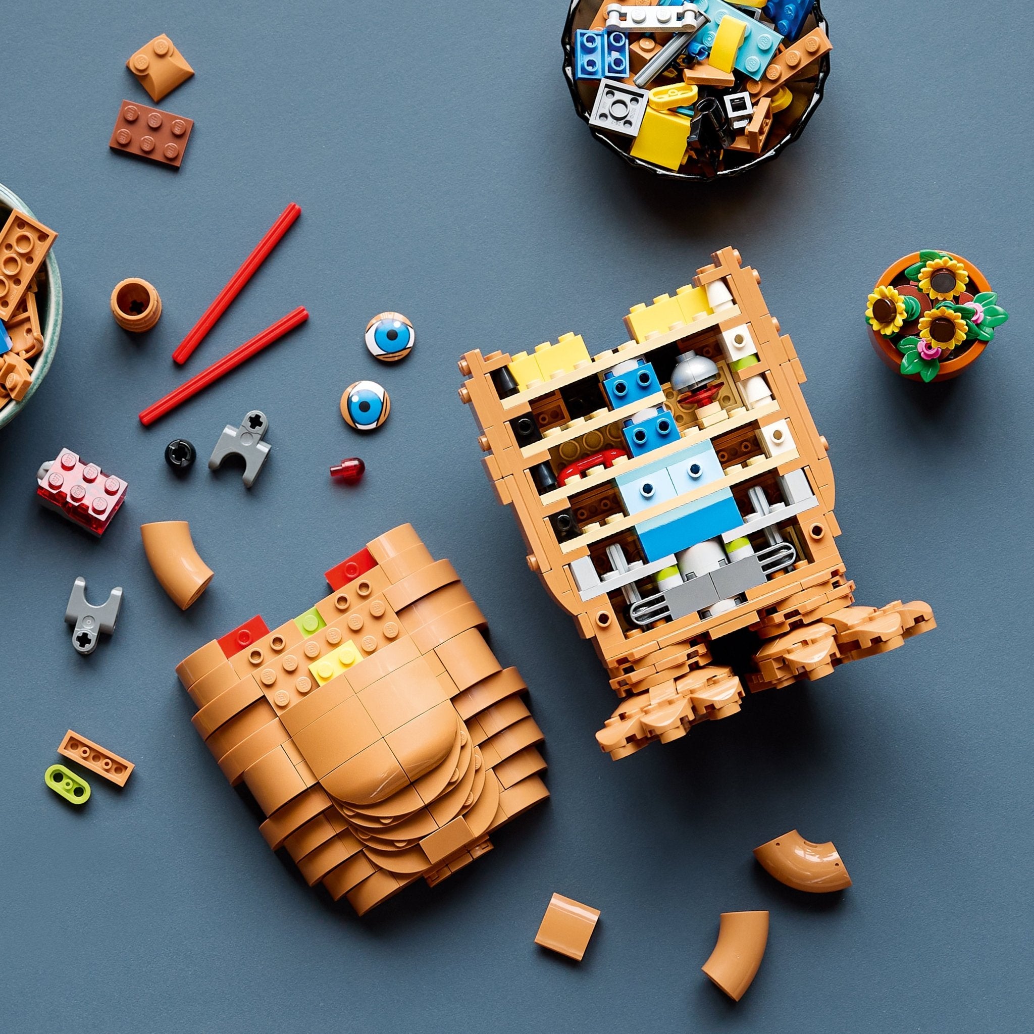 LEGO® Ideas E.T. the Extra-Terrestrial 21370 - Image 4