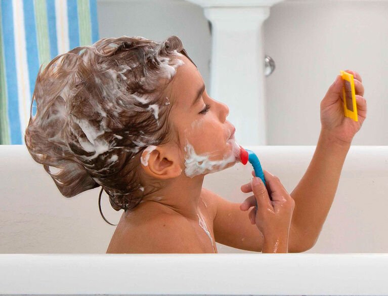 Alex - Bath - Shaving In the Tub - Image 2