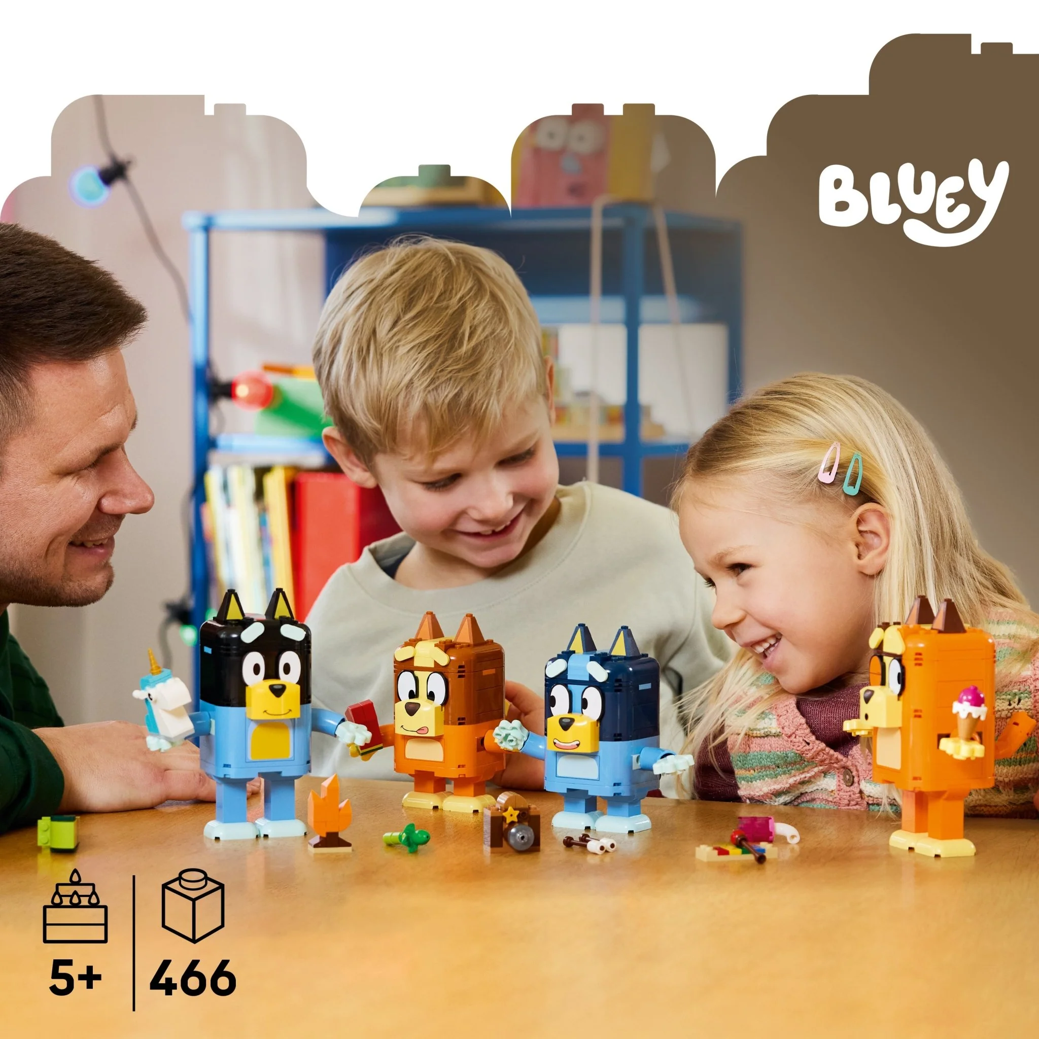 LEGO® Bluey Brick-Built Bluey Family 11217 - Image 3