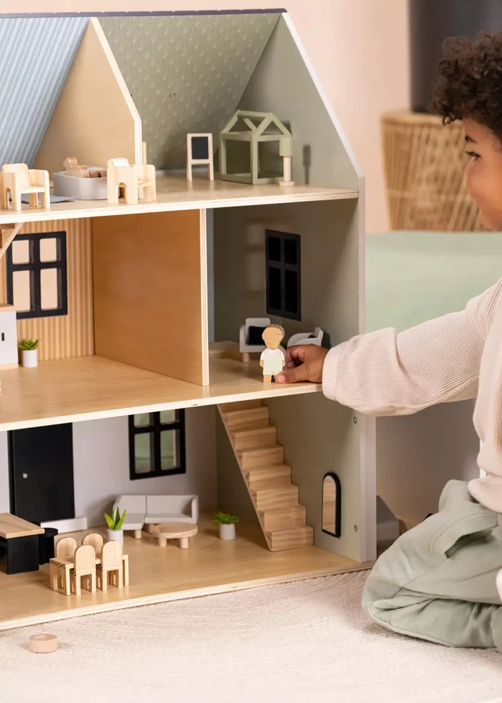 Coco Village Set of 5 Family Wooden Dollhouse characters - Image 20