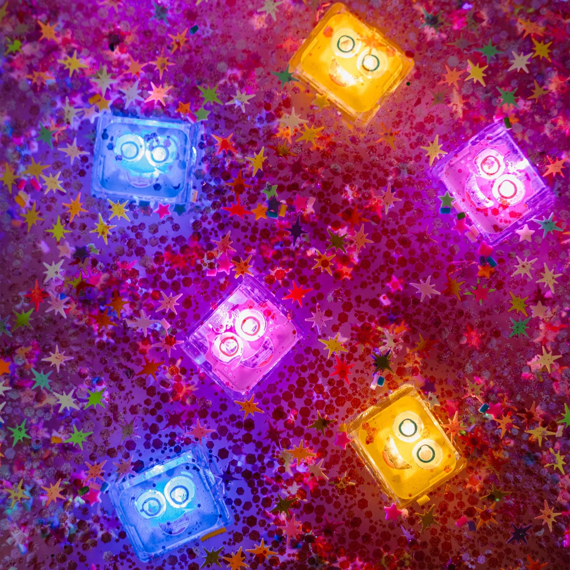 Glo Pals - Light Up Cubes 4pk - Alex - Yellow - Image 5