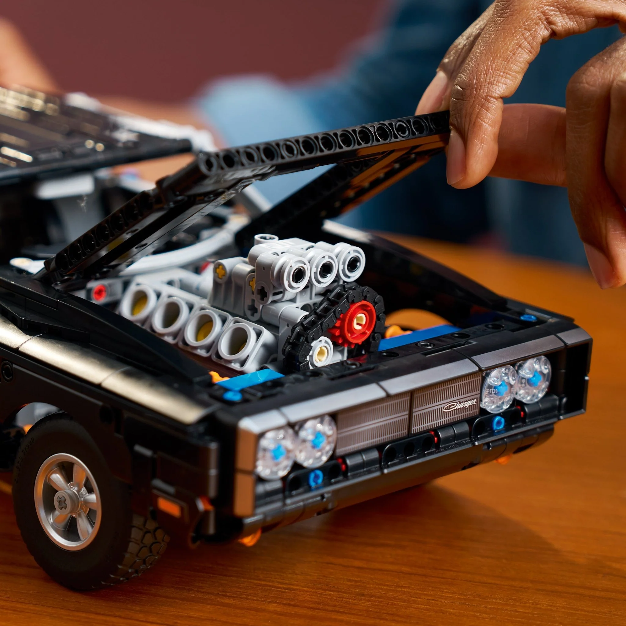 LEGO® Technic Fast and Furious Dodge Charger R/T Car 42231 - Image 4