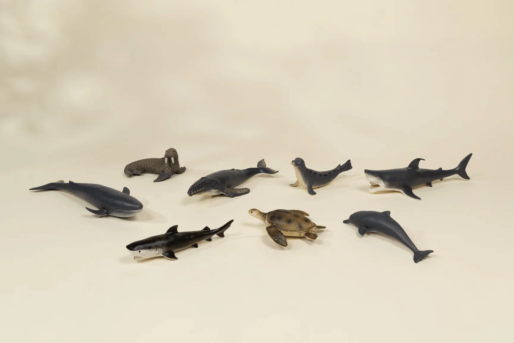 Coco Village Large Sea Life Animal Play Figurine – Blue Whale - Image 3